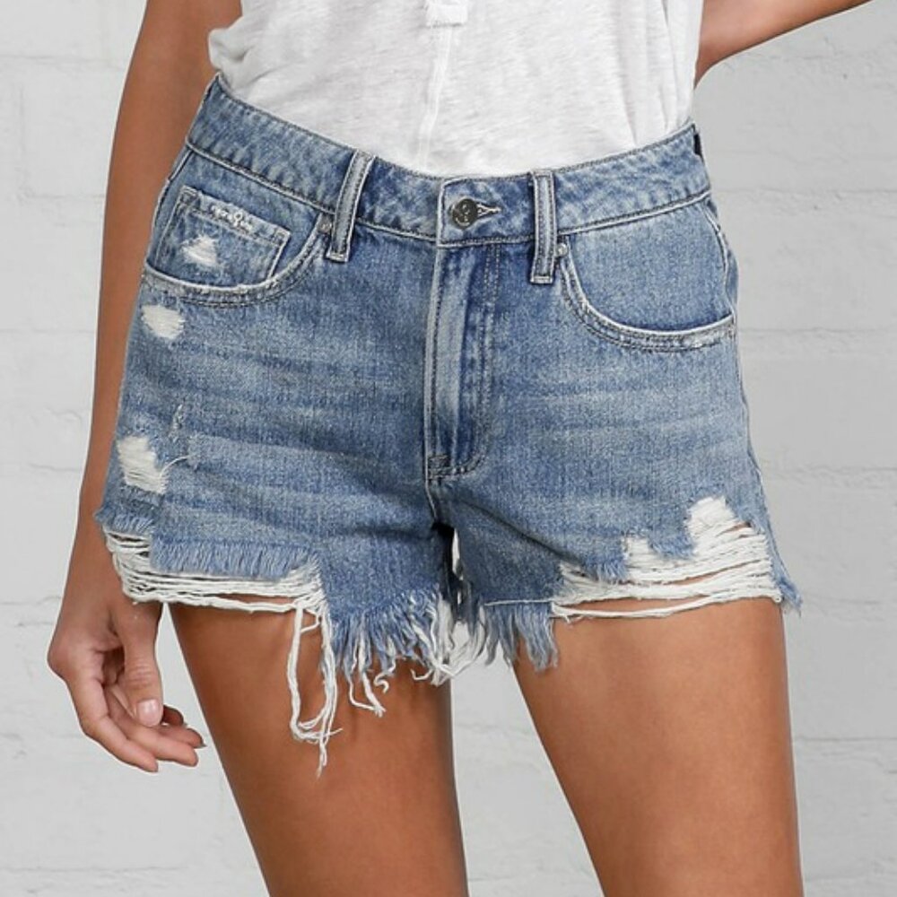 Classic Distressed Denim Short